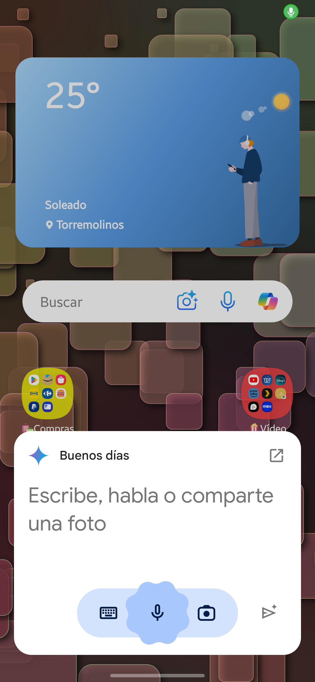 Captura de pantalla de un móvil usando Google Gemini como asistente de voz